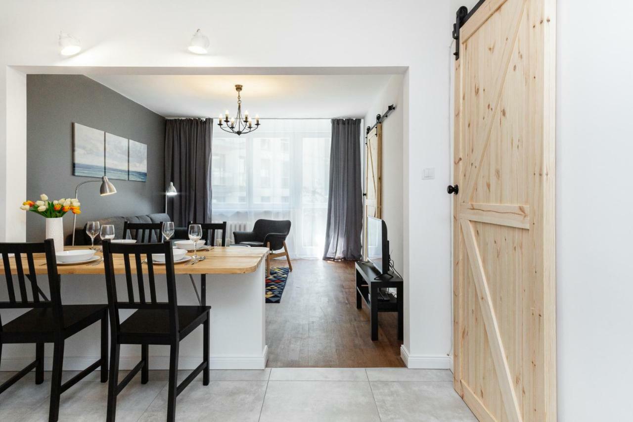 First Central Apartments By Noclegi Renters Warsawa Bagian luar foto