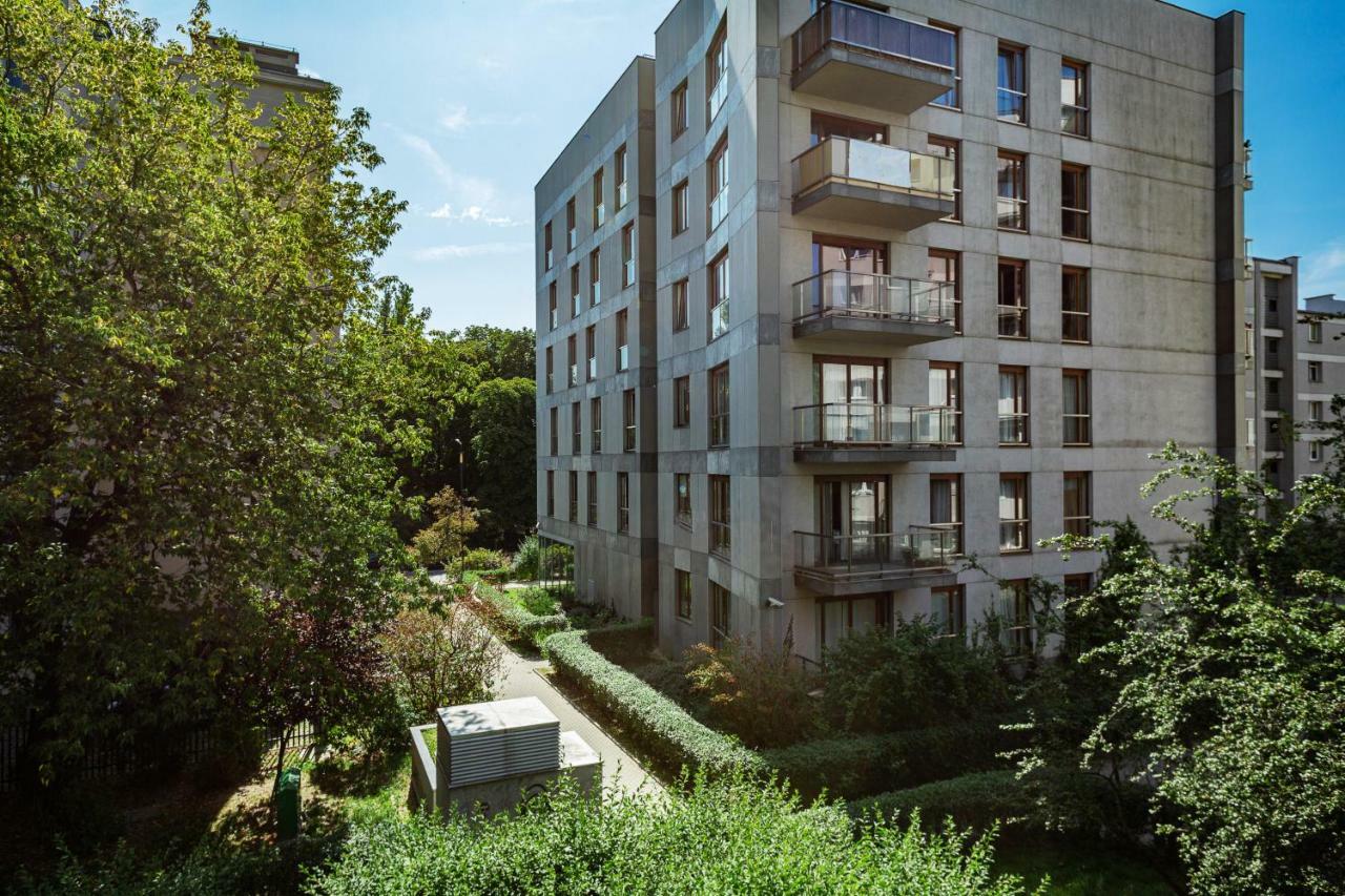First Central Apartments By Noclegi Renters Warsawa Bagian luar foto