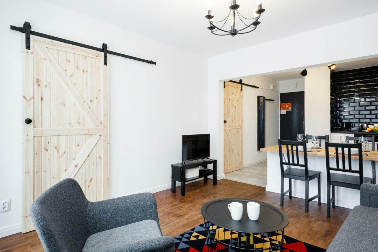 First Central Apartments By Noclegi Renters Warsawa Bagian luar foto